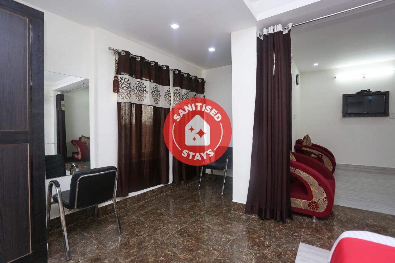 Oyo 18301 Hotel A-One Alwar Dış mekan fotoğraf